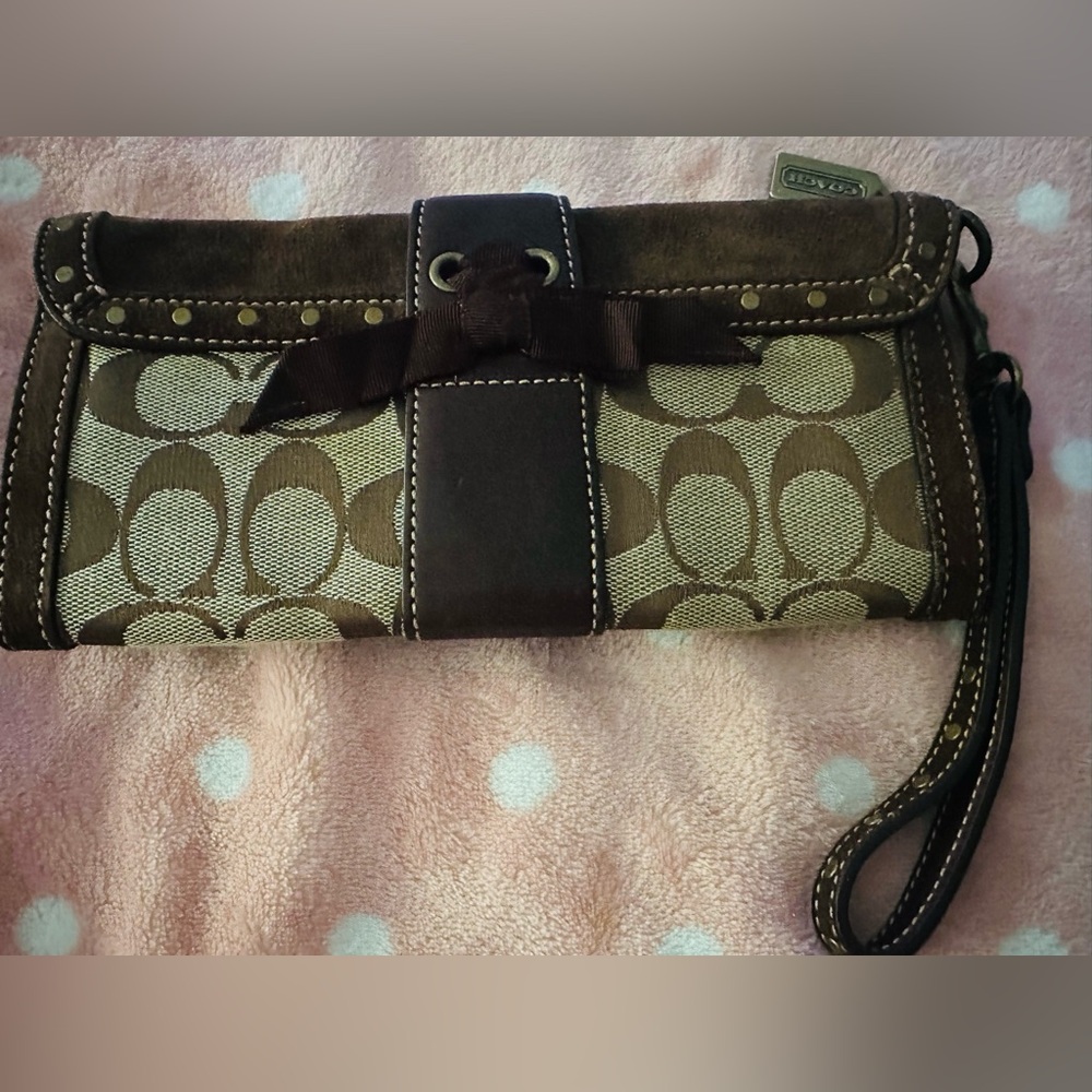 Authentic Vintage Coach Brown Suede  and Leather Clutch with Brass Buckle! - Picture 3 of 10